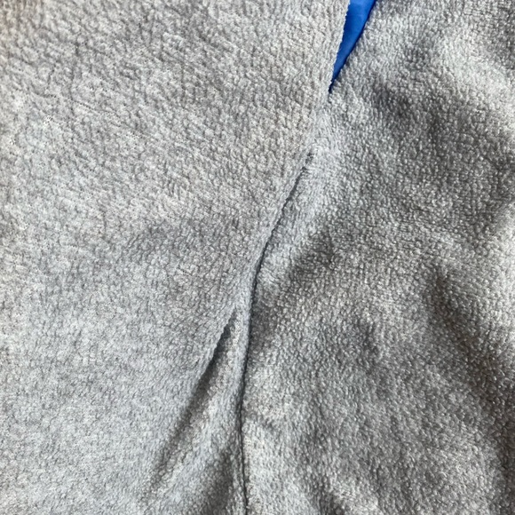 Oshkosh B’gosh fleece lined rain jacket 4T - Picture 9 of 13